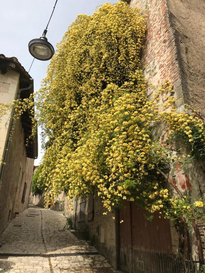 L'Autre Maison Bed and Breakfast Penne-dʼAgenais Εξωτερικό φωτογραφία